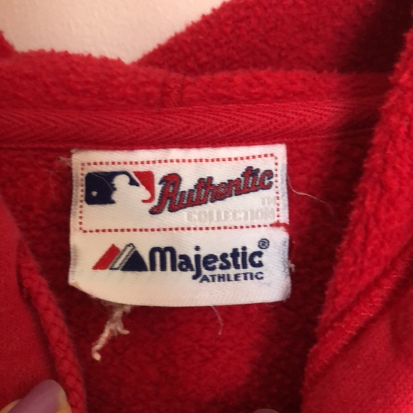 Phillies sweatshirt - Picture 2 of 4